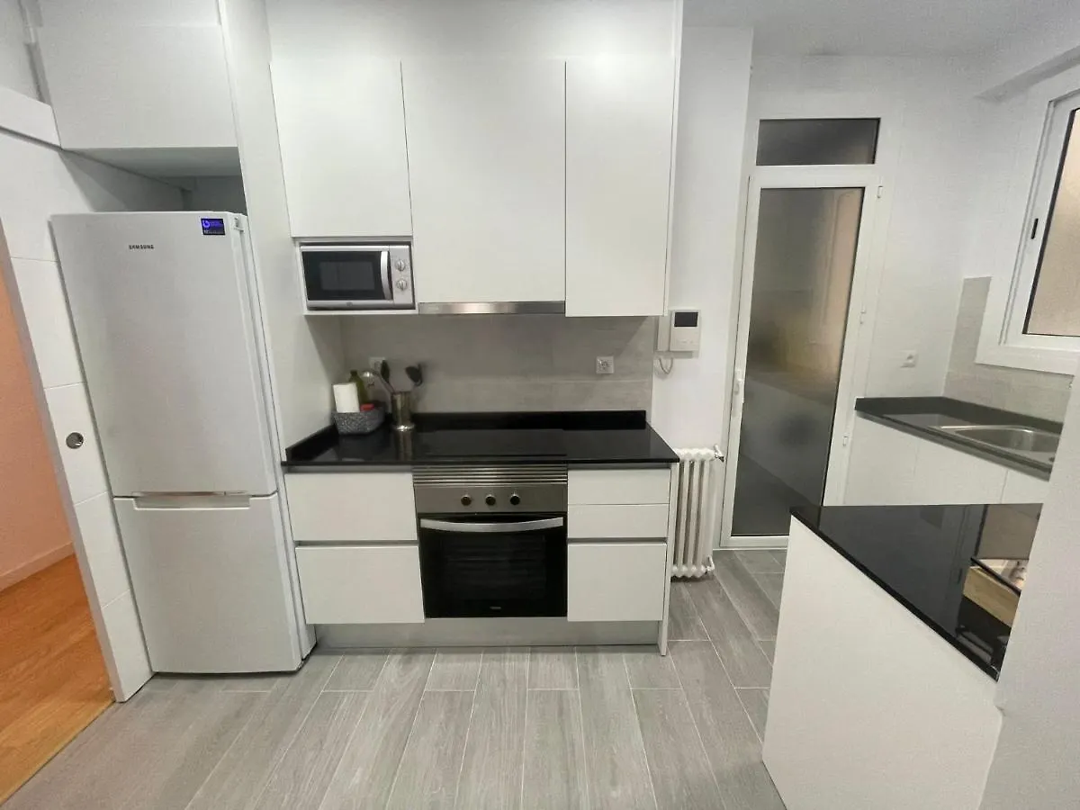 Family-Friendly Home In Central Barcelona 4Bdr Appartement