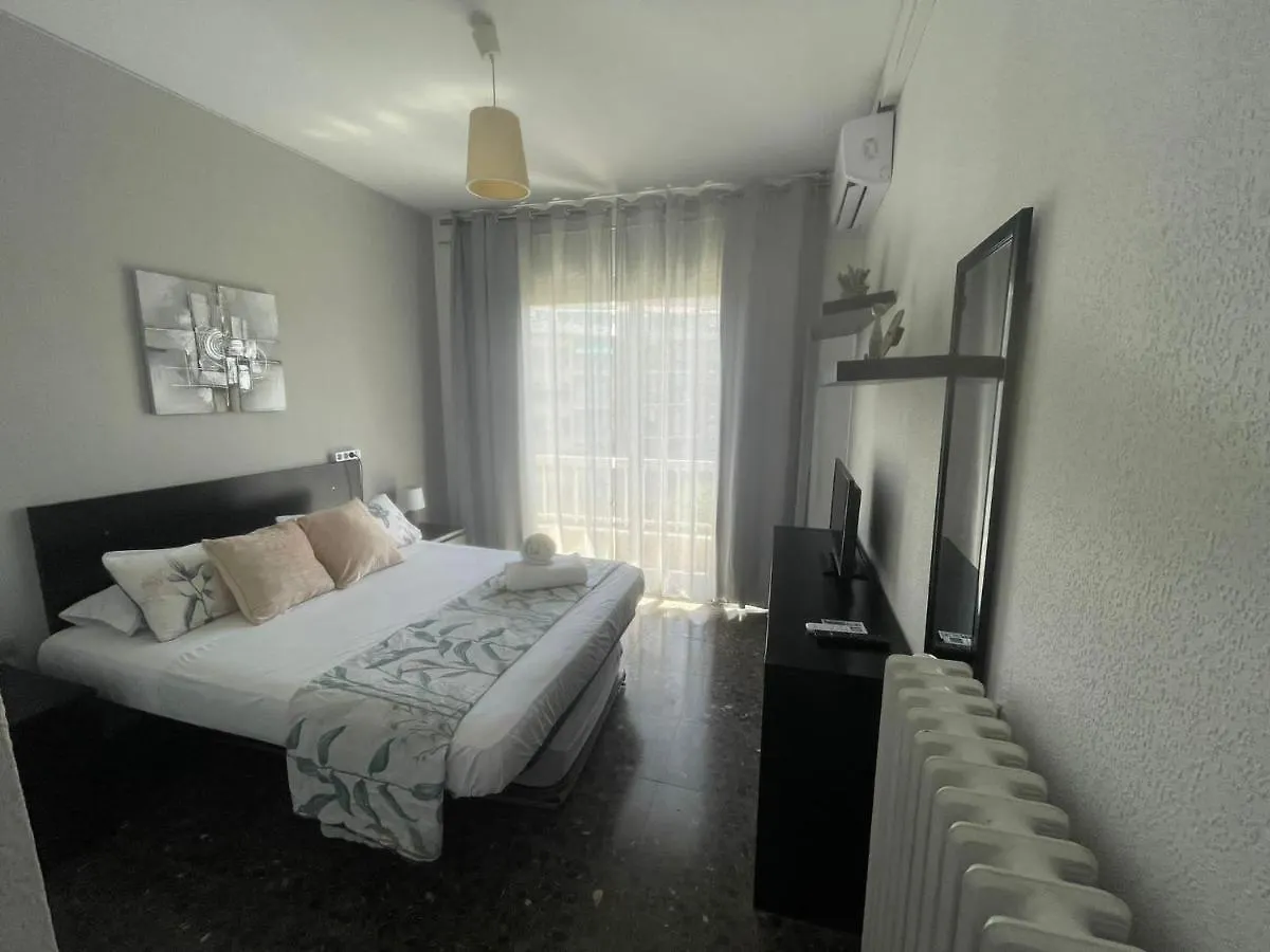 Family-Friendly Home In Central Barcelona 4Bdr