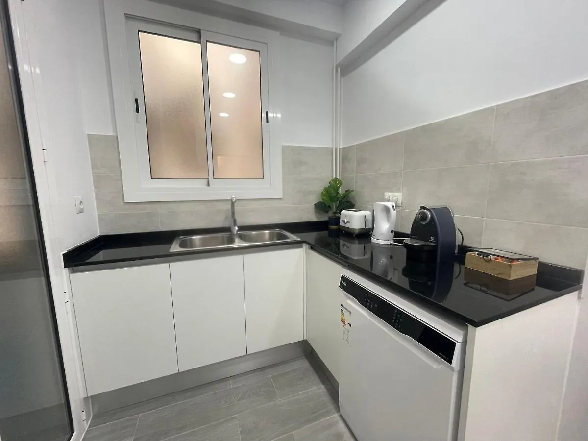 Family-Friendly Home In Central Barcelona 4Bdr Španělsko